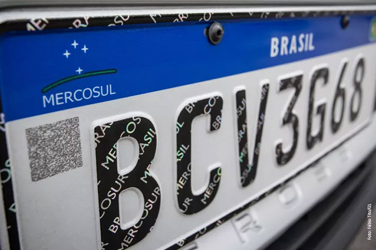 Novas placas Mercosul para Vans comerciais - Qual o prazo para legalizar e o que todo dono de van precisa saber?
